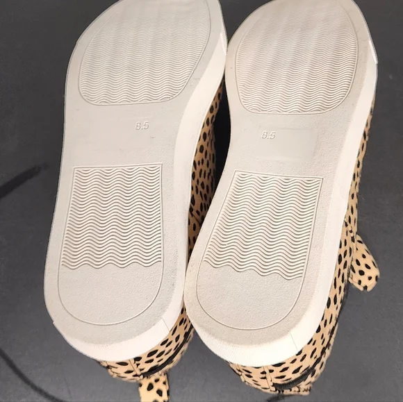 Womens SODA Cheetah/ Leopard Print Sneakers. High Top Sz 8.5 EUC - Picture 7 of 7
